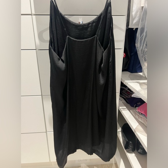 Perfect condition oak and fort black silk slip mini dress, size M - Picture 3 of 3